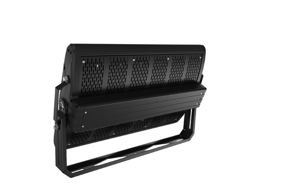 160LM / W-170LM / W Wysoki maszt, praktyczna oprawa LED z wysokim masztem